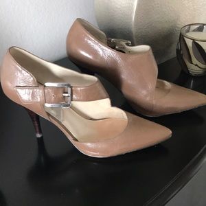 Michael Kors nude crossover buckled 3.5” heel pump
